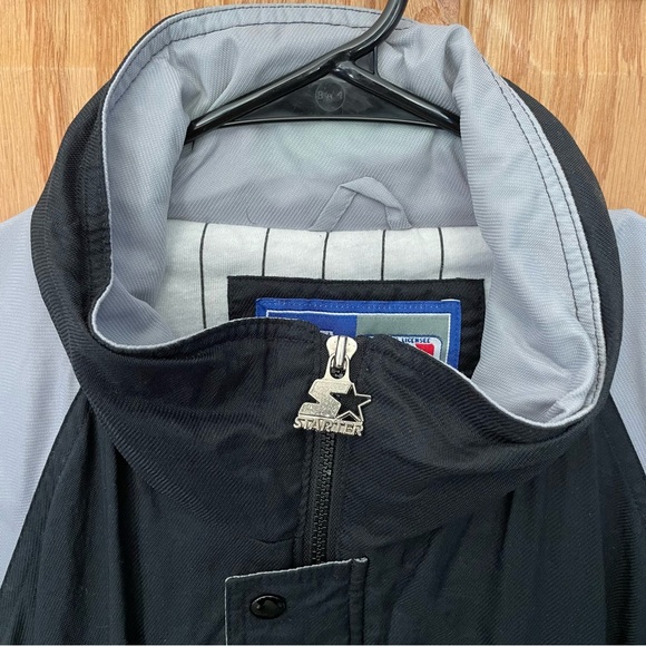 Chicago White Sox Vintage Starter Jacket - Size Large (Fits Oversized) - Picture 3 of 10